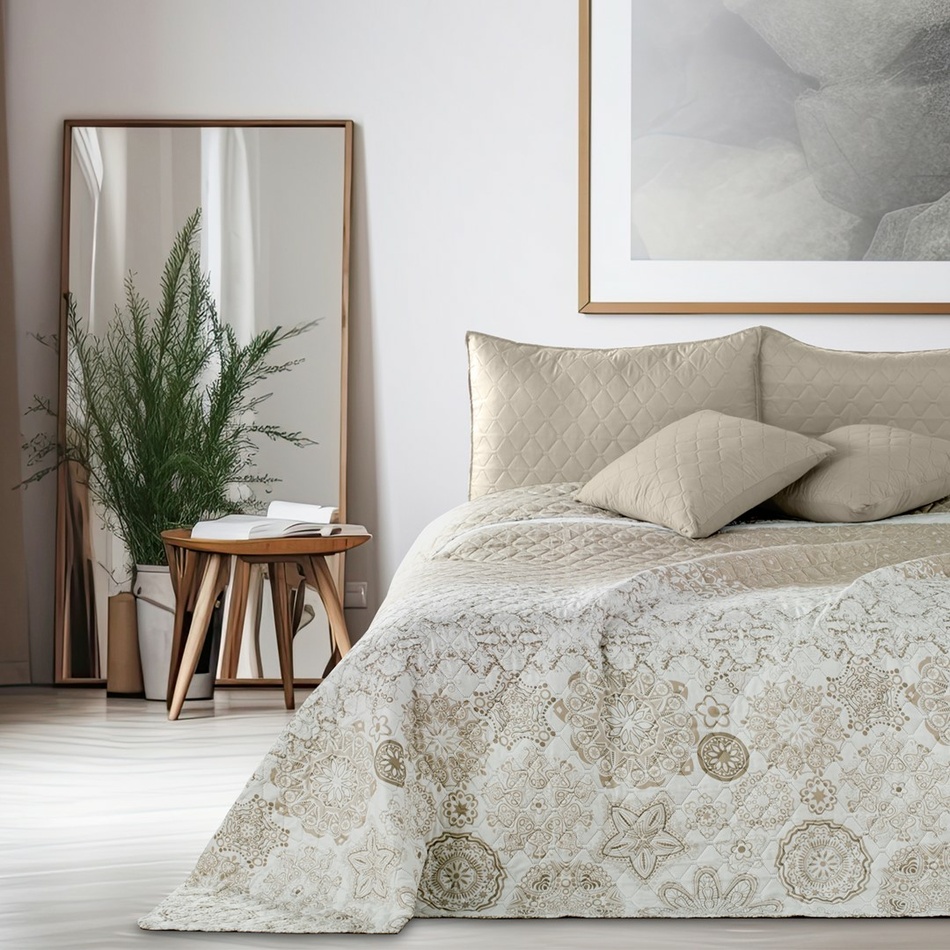 DecoKing Prehoz na posteľ Alhambra béžová DecoKing Prehoz na posteľ Alhambra béžová